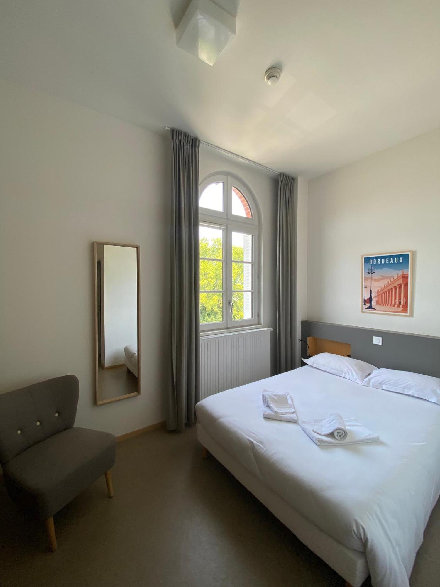 Hotel Saint Louis Beaulieu - Bordeaux Luaran gambar